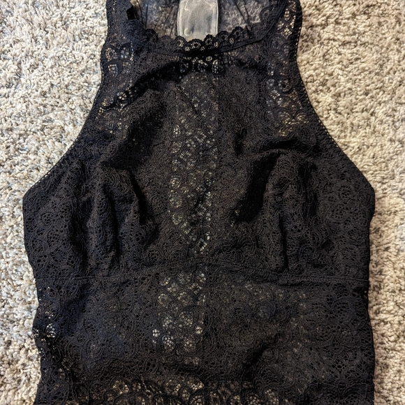 5/$20 Vs Bra top - Picture 5 of 5